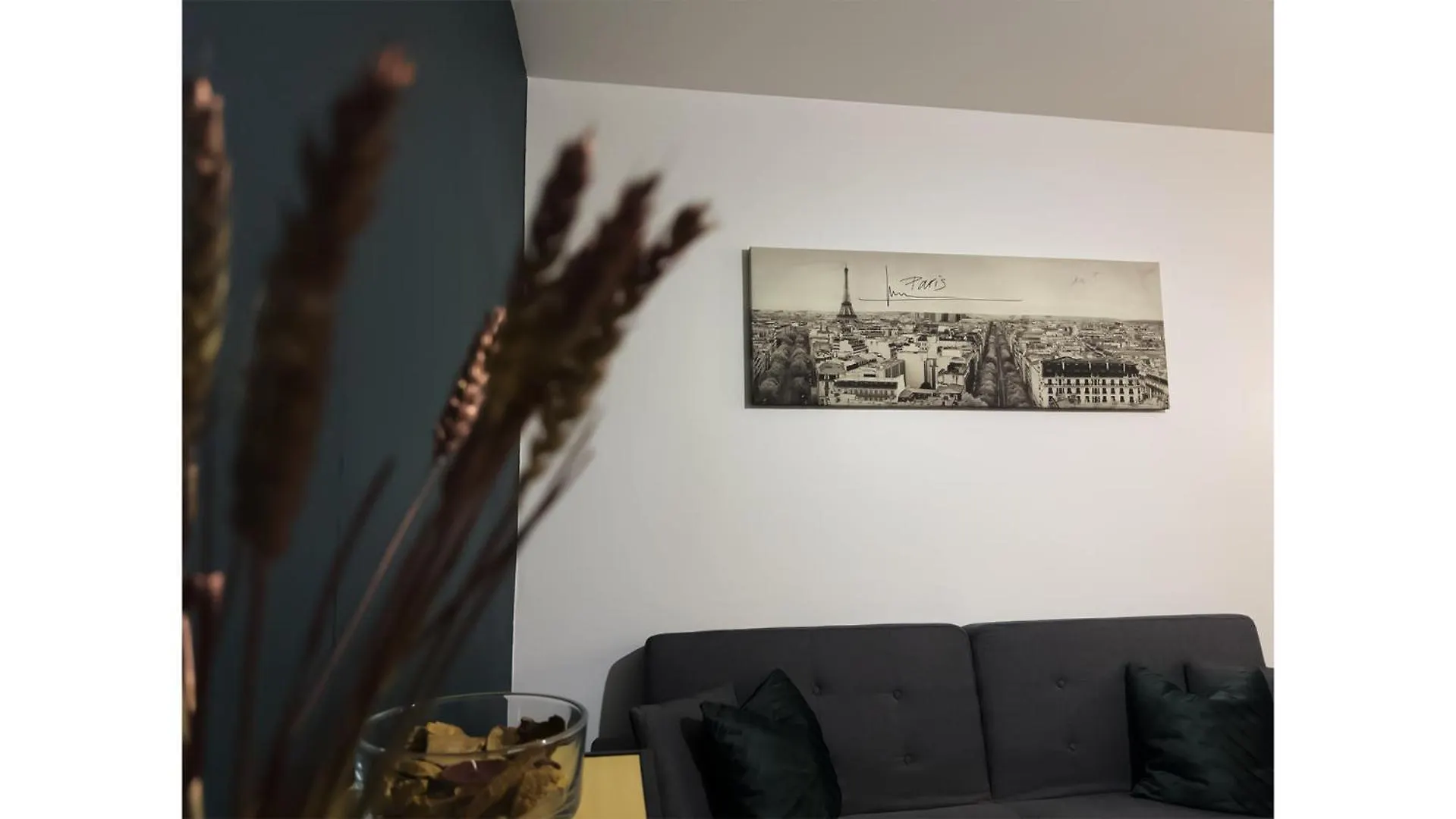 Apartment 8 Personnes - 4 Rooms - 2 Salle De Bain - Metro 7 & 14 - Porte Italie - Private Car Park- Wifi Le Kremlin-Bicetre